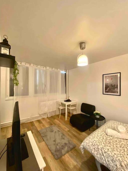 Luxsuite Обервилье Экстерьер фото